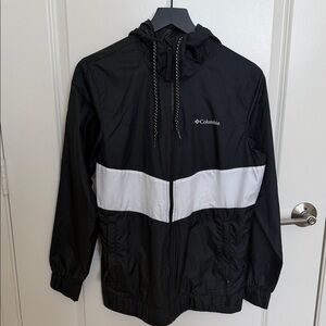 Columbia Black and White Hooded Windbreaker Jacket